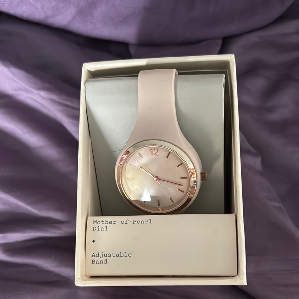 Elegant Pink Watch with Mother-of-Pearl Dial
